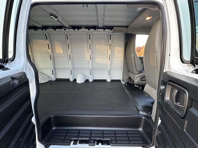 2025 Chevrolet Express Cargo 2500 Base