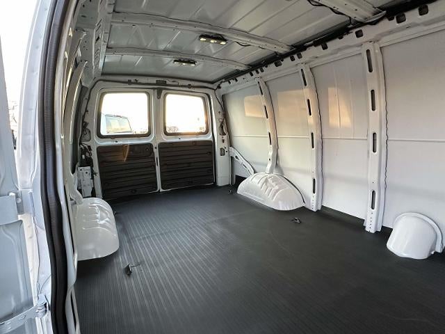 2025 Chevrolet Express Cargo 2500 Base