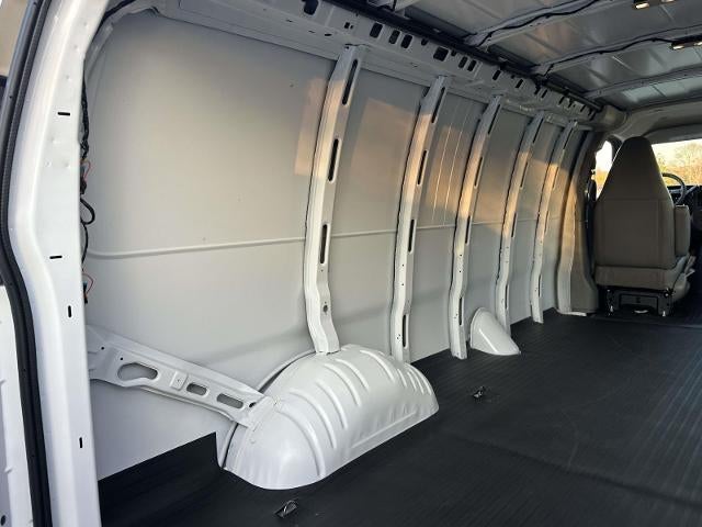 2025 Chevrolet Express Cargo 2500 Base