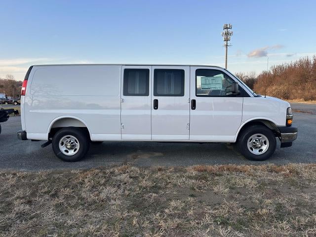 2025 Chevrolet Express Cargo 2500 Base