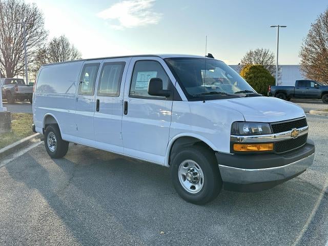 2025 Chevrolet Express Cargo 2500 Base
