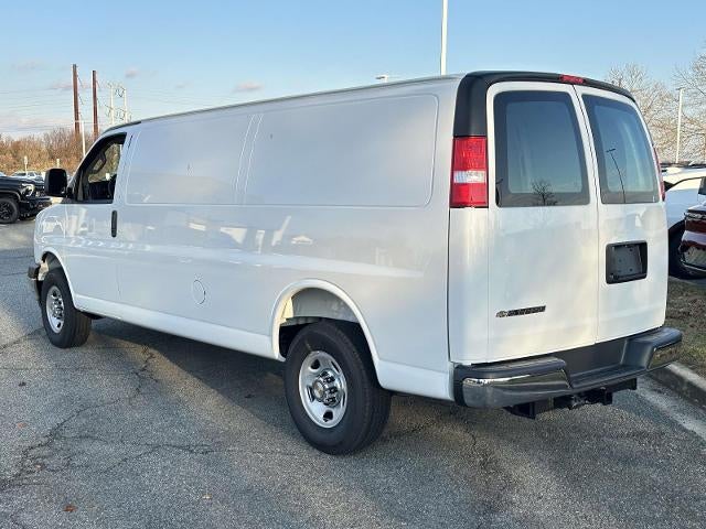 2025 Chevrolet Express Cargo 2500 Base
